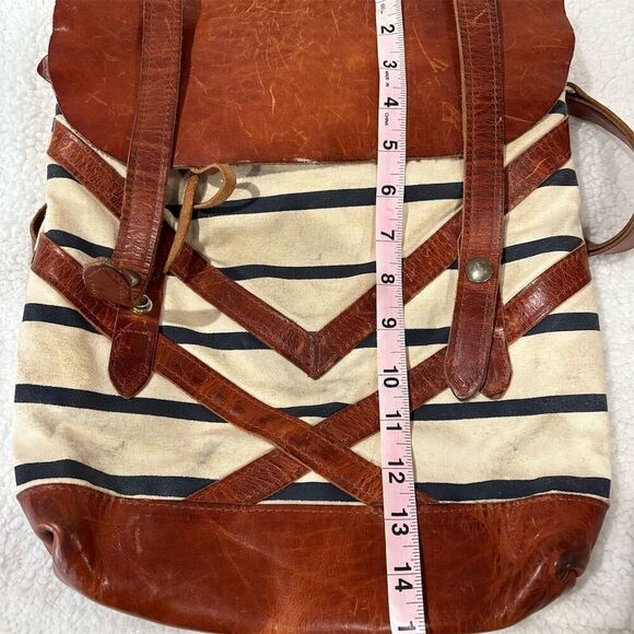 Arc of a Diver Handbags - Arc of a Diver Women's Striped  Brown Cream Flap Closure Vintage Style